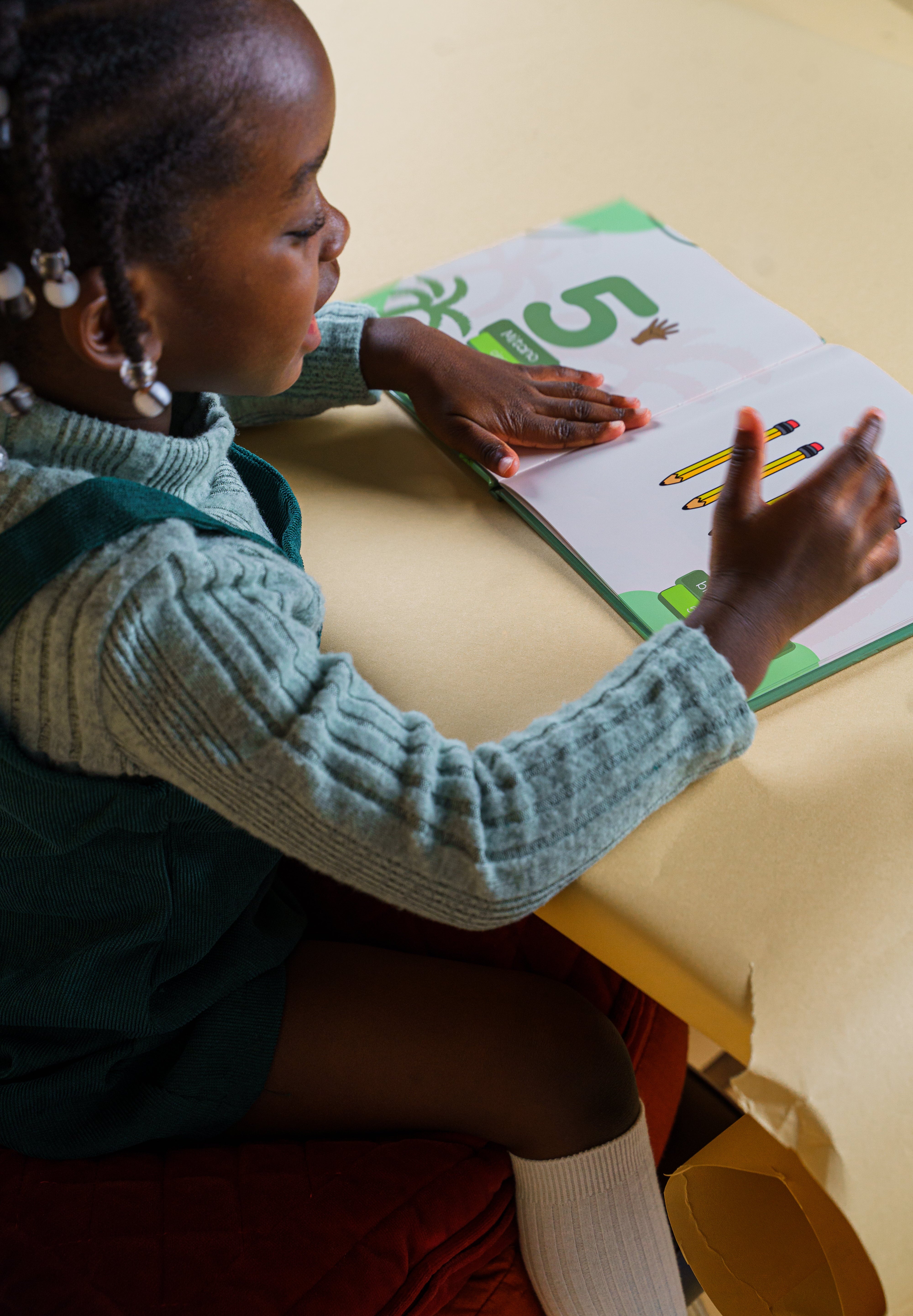 Pourquoi apprendre le Lingala renforce la confiance et l’identité de l’enfant